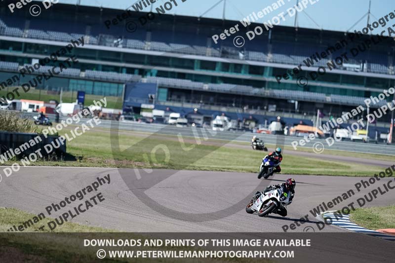 Rockingham no limits trackday;enduro digital images;event digital images;eventdigitalimages;no limits trackdays;peter wileman photography;racing digital images;rockingham raceway northamptonshire;rockingham trackday photographs;trackday digital images;trackday photos